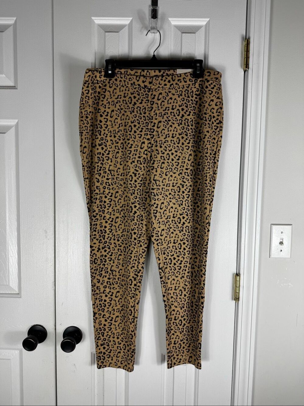 NWT Chicos Womens Ponte Animal Print Leggings Size 3R (16R)